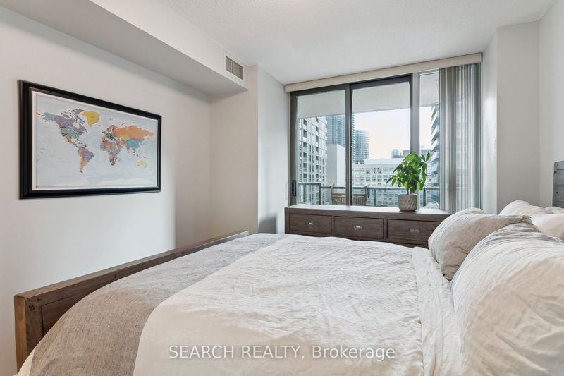  1503 - 750 Bay St  Toronto, M5G 1N6 | Image 21