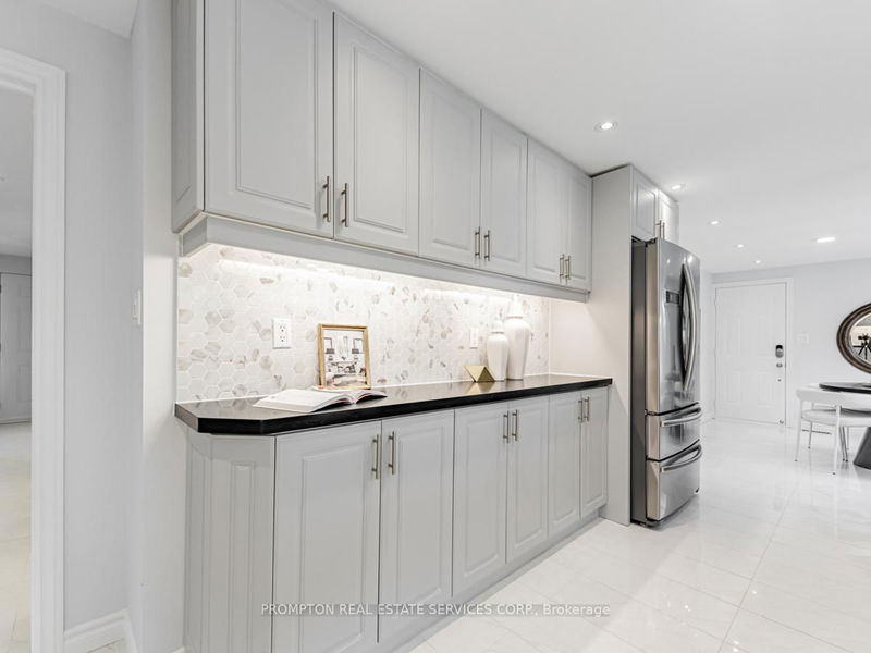 55 Shaughnessy Blvd  Toronto, M2J 1H9 | Image 12