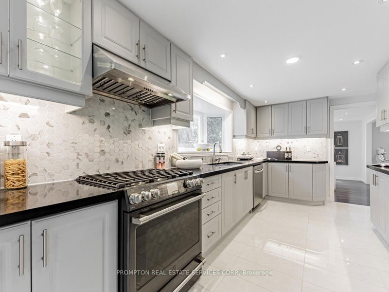 55 Shaughnessy Blvd  Toronto, M2J 1H9 | Image 13