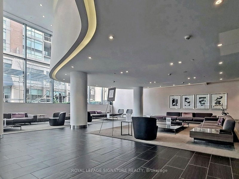  405 - 1815 Yonge St  Toronto, M4T 2A4 | Image 35