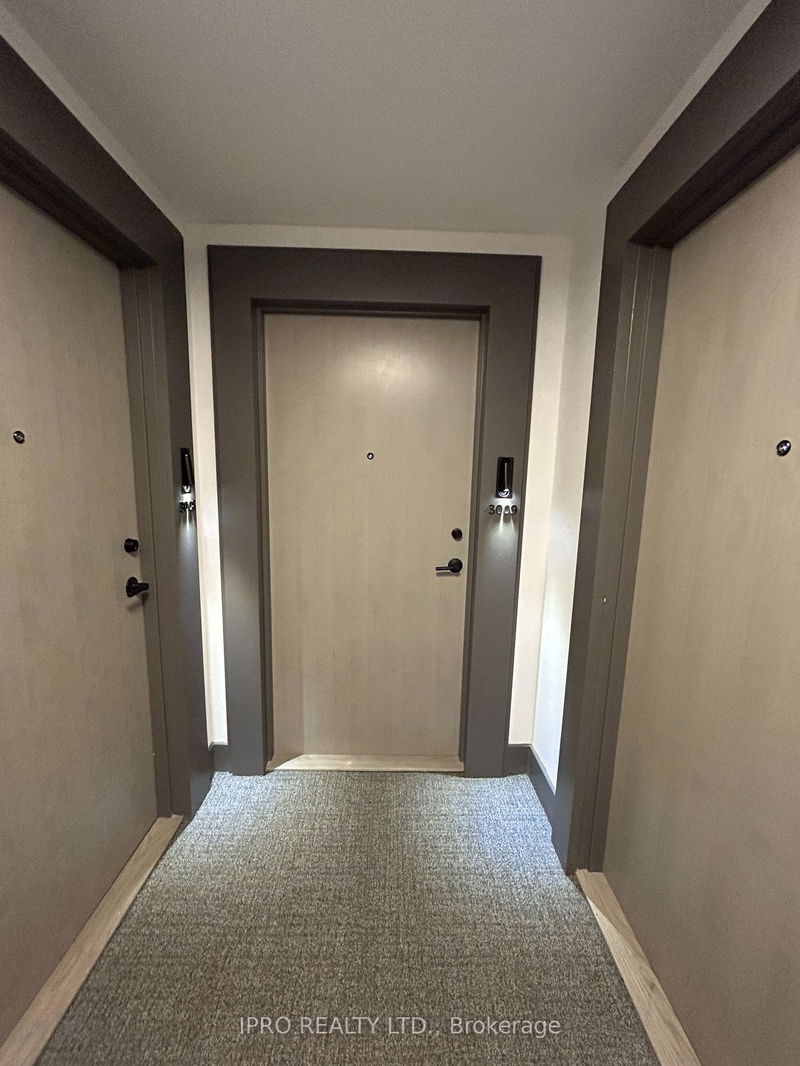 home for lease on 3009-130 River Street