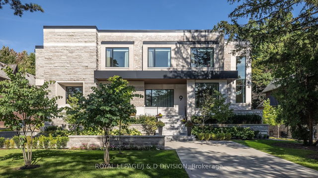 9 Campbell Crescent