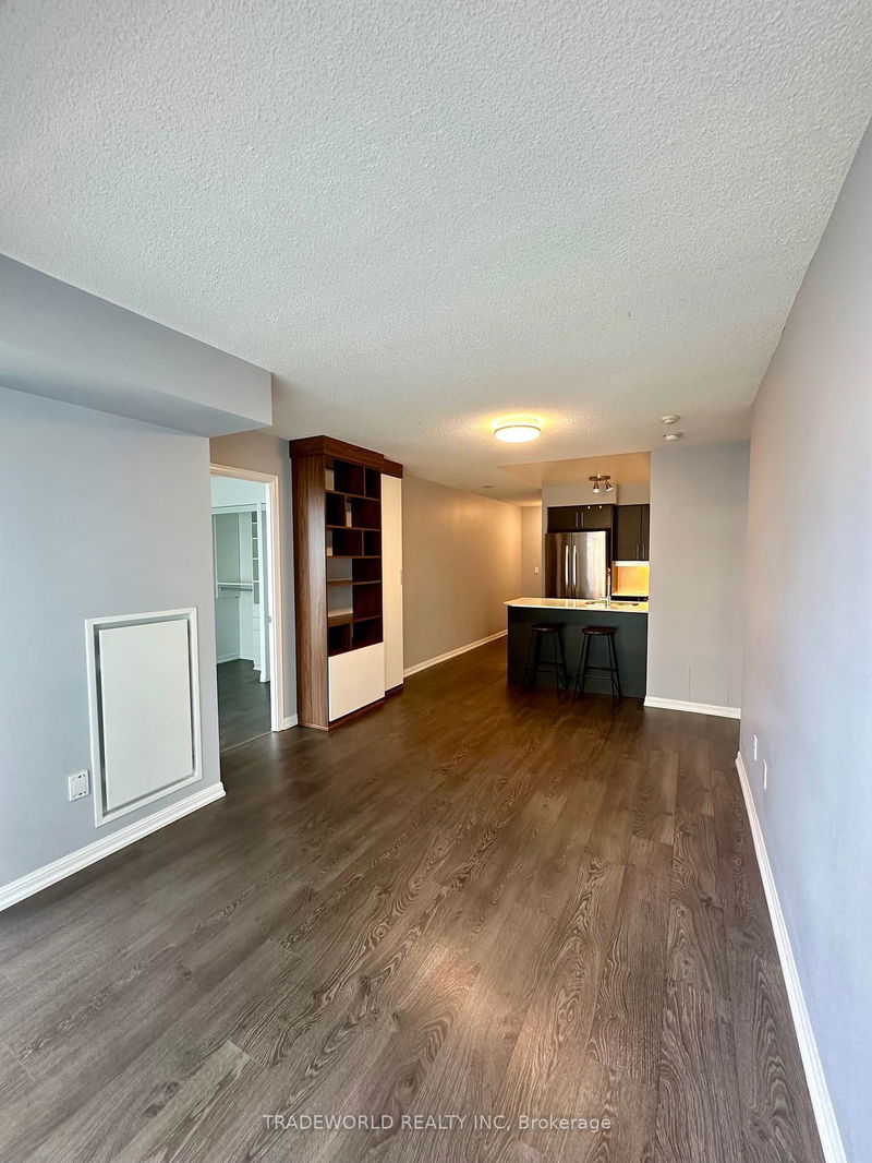 home for lease on 1301-65 East Liberty Street