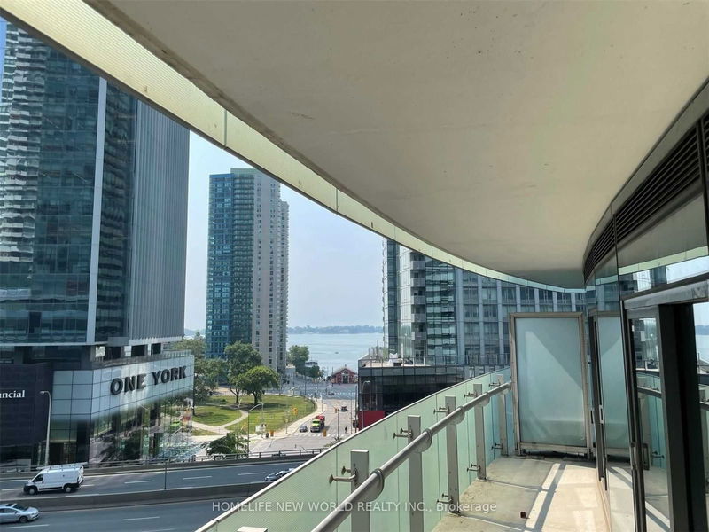 home for lease on 601-14 York Street
