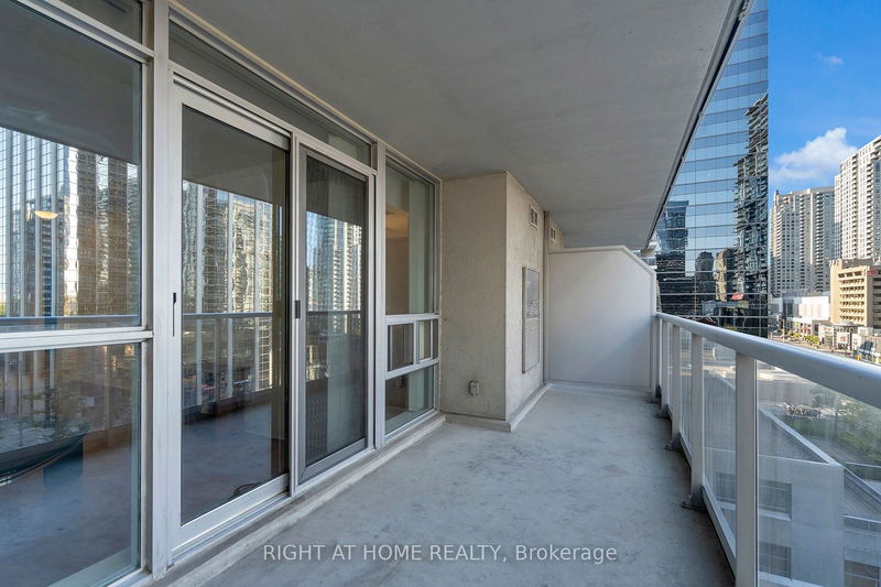  808 - 4968 Yonge St  Toronto, M2N 7G9 | Image 22