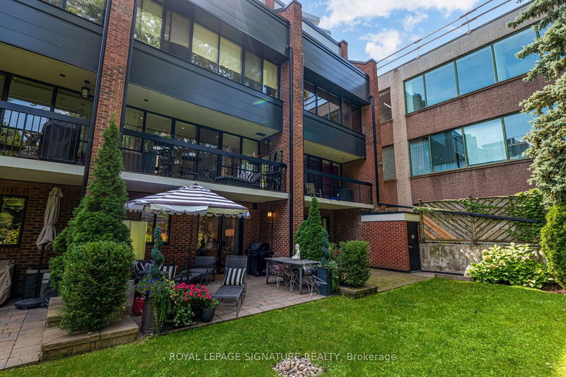  B2 - 142 Pears Ave  Toronto, M5R 1T2 | Image 38