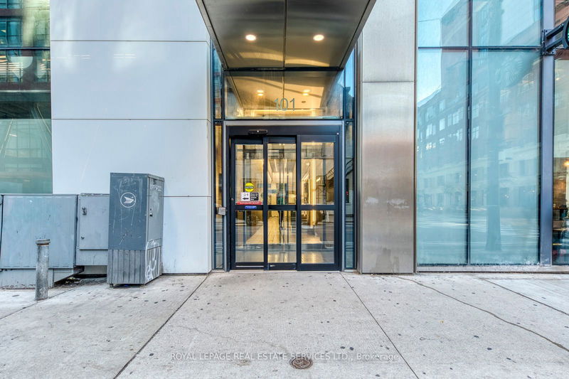  2309 - 101 Peter St  Toronto, M5V 0G6 | Image 2