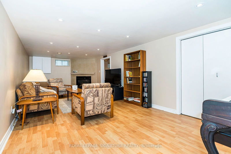 35 Gleneagle Cres  Toronto, M2J 3H4 | Image 29