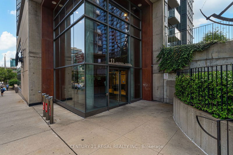  216 - 11 Brunel Crt  Toronto, M5V 3Y3 | Image 2