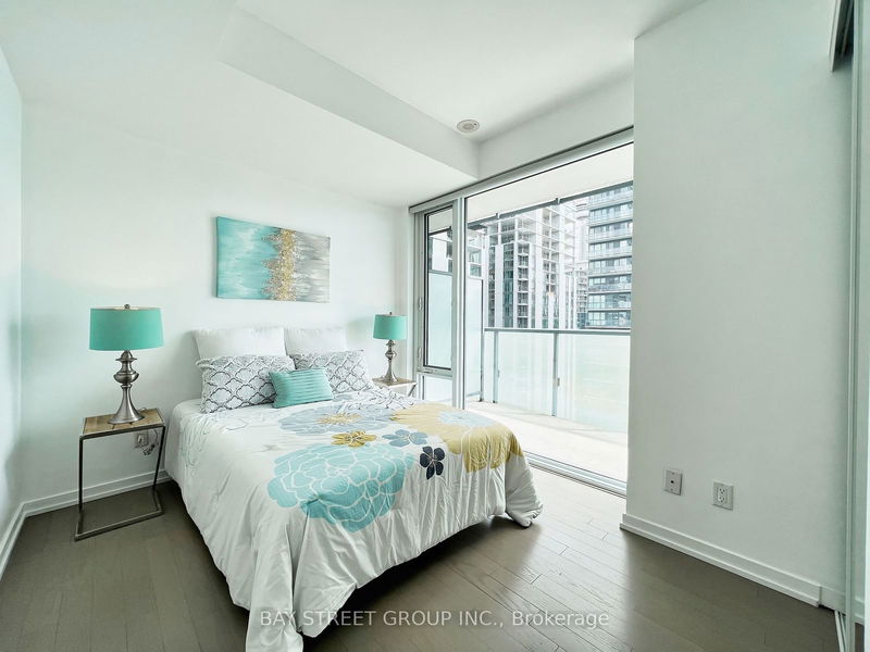  4009 - 101 Peter St  Toronto, M5V 0G6 | Image 15