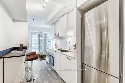  1115 - 195 Redpath Ave  Toronto, M4P 0E4 | Image 4