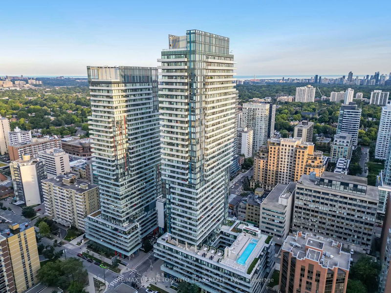 home for lease on 303-161 Roehampton Avenue