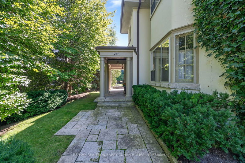 227 Lytton Blvd  Toronto, M4R 1L6 | Image 3