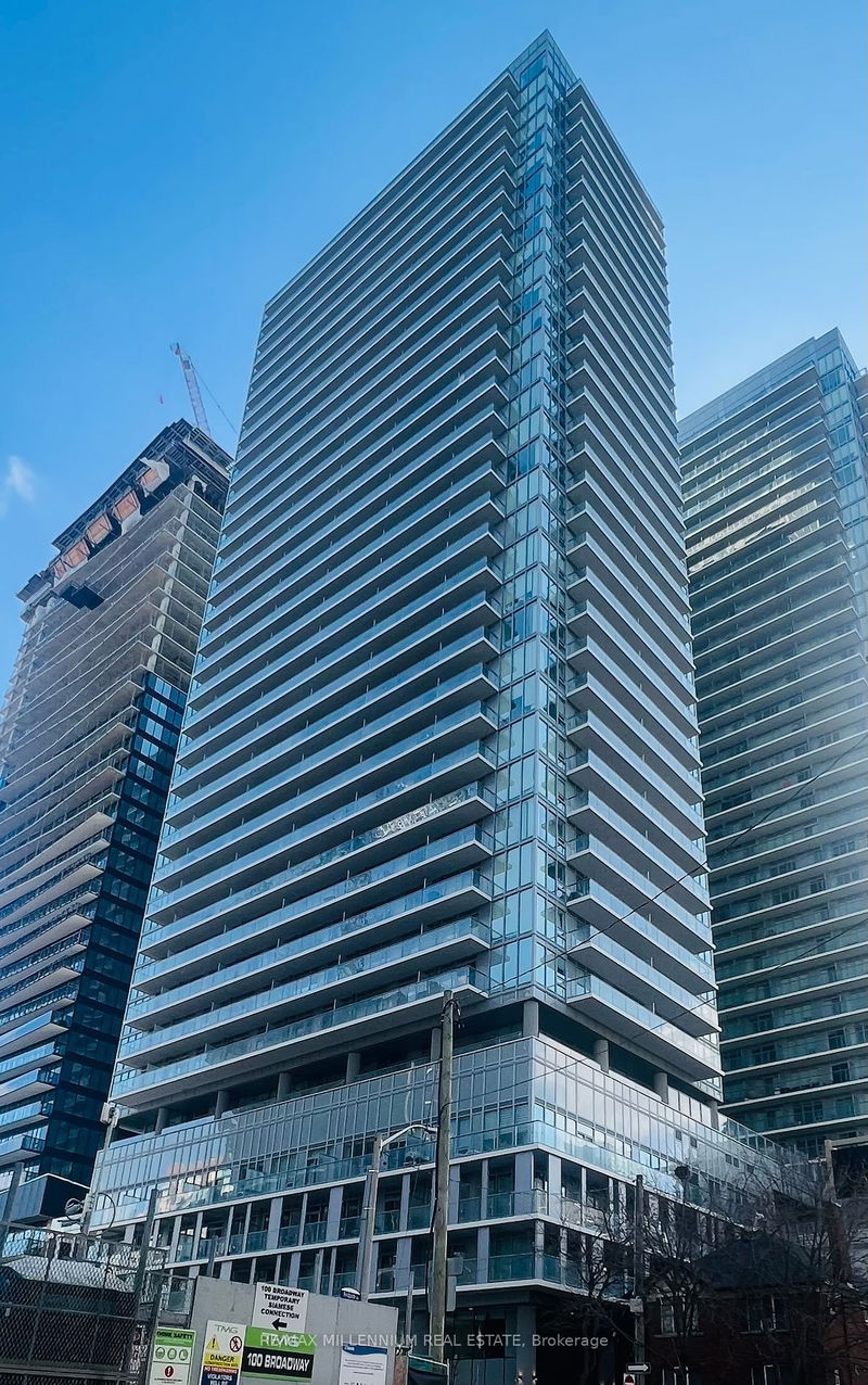 home for lease on 3503-99 Broadway Avenue