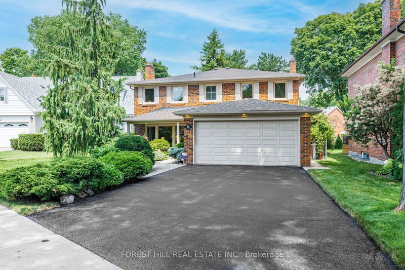 18 Elliotwood Crt  Toronto, M2L 2P9 | Image 1