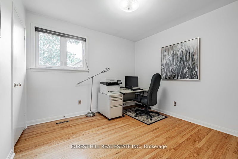 18 Elliotwood Crt  Toronto, M2L 2P9 | Image 20