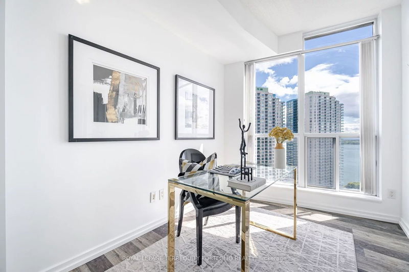  2503 - 208 Queens Quay W Toronto, M5J 2Y5 | Image 24