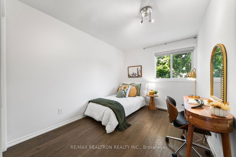 33 Clematis Rd  Toronto, M2J 4X1 | Image 25