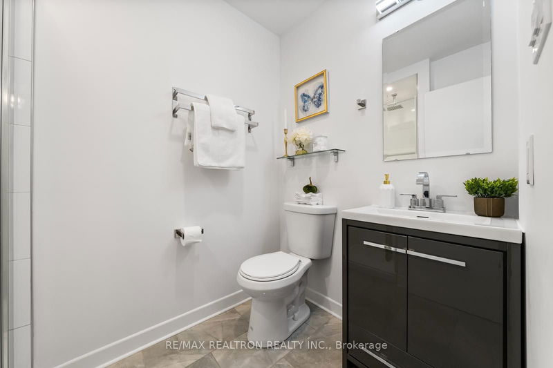 33 Clematis Rd  Toronto, M2J 4X1 | Image 26