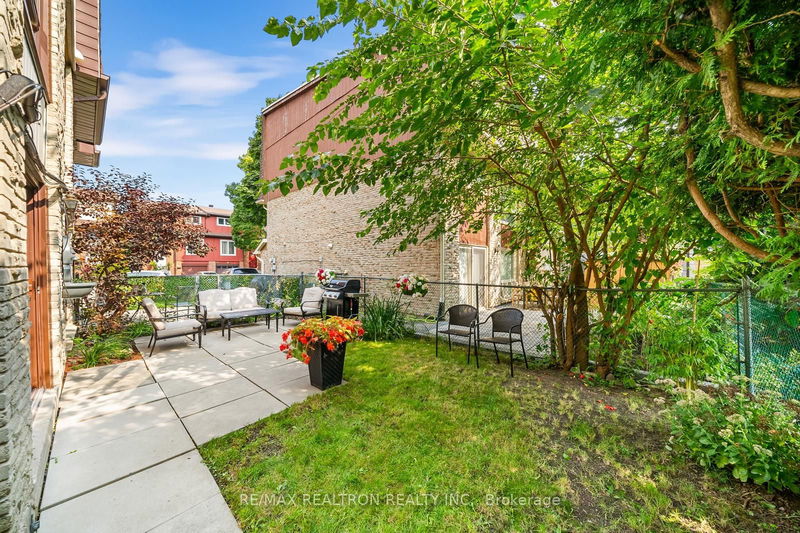 33 Clematis Rd  Toronto, M2J 4X1 | Image 27