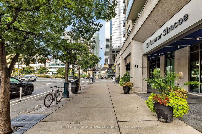  516 - 51 Lower Simcoe St  Toronto, M5J 3A2 | Image 4