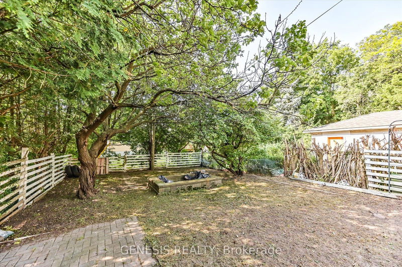 33 Holcolm Rd  Toronto, M2N 2C8 | Image 28