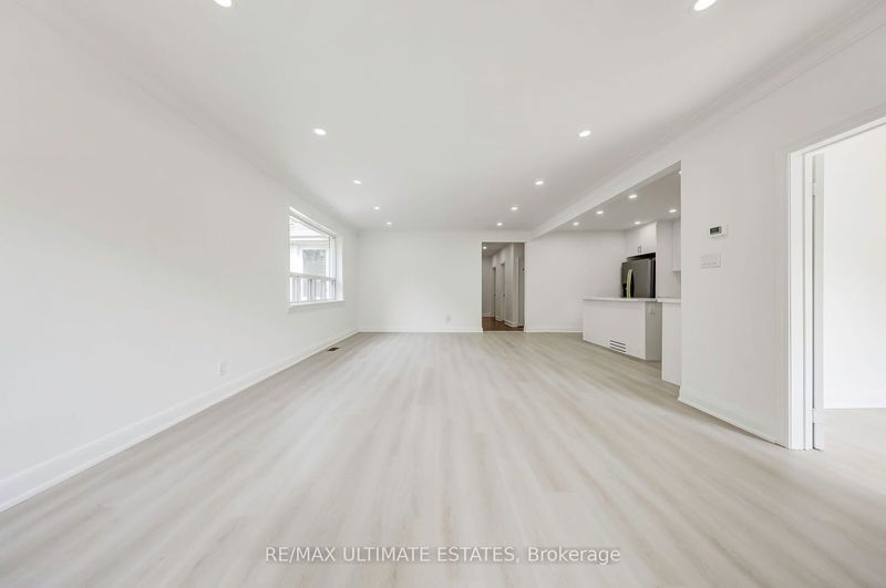 106 Pleasant Ave  Toronto, M2M 1M1 | Image 10