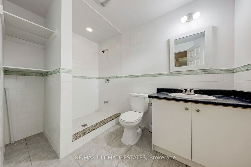 106 Pleasant Ave  Toronto, M2M 1M1 | Image 17