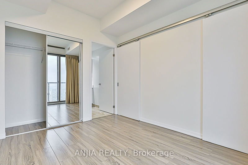  4202 - 832 Bay St  Toronto, M5S 1Z6 | Image 19