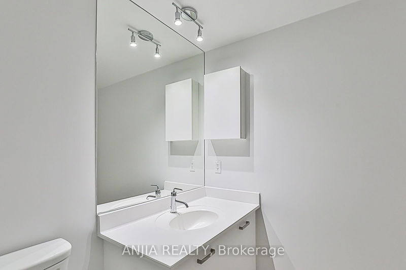  4202 - 832 Bay St  Toronto, M5S 1Z6 | Image 22