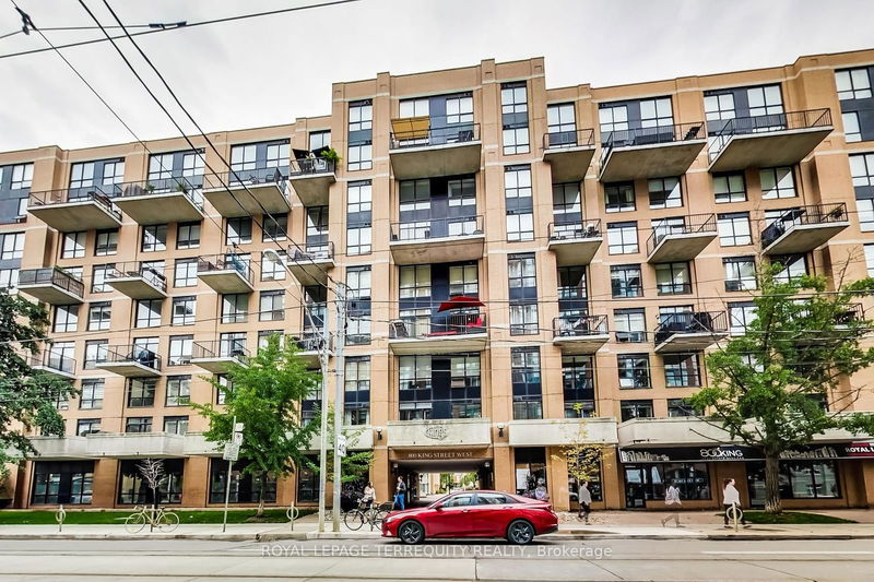 home for lease on 608-800 King Street W