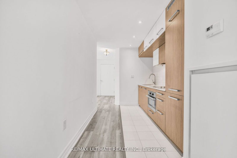  506 - 8 The Esplanade St  Toronto, M5E 0A6 | Image 23