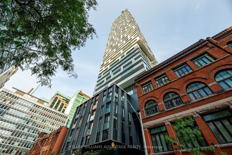 home for lease on 4003-20 Lombard Street
