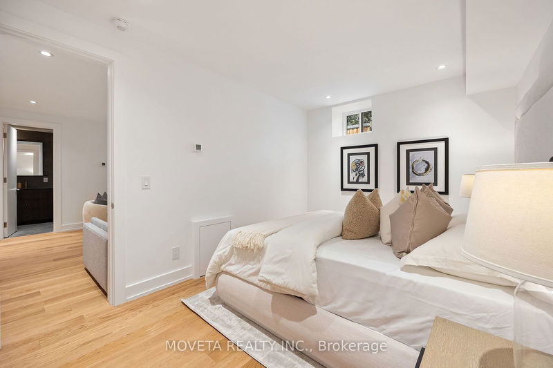 2 Addison Cres  Toronto, M3B 1K8 | Image 34