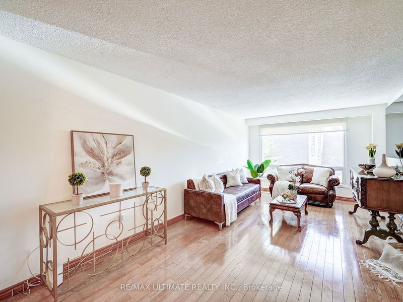 181 Rusty Crestway   Toronto, M2J 2Y5 | Image 15