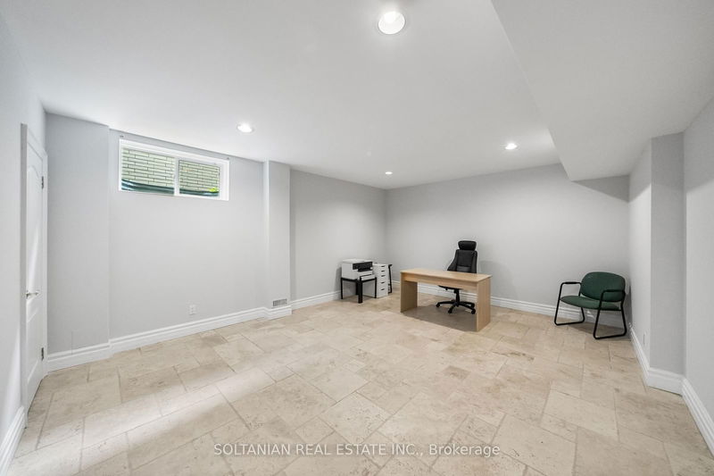 211 Byng Ave  Toronto, M2N 4L2 | Image 28