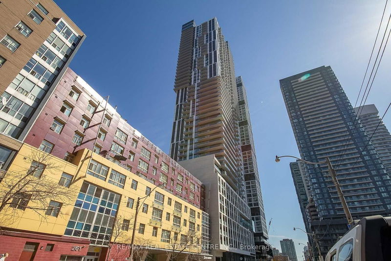 home for lease on 4709-251 Jarvis Street