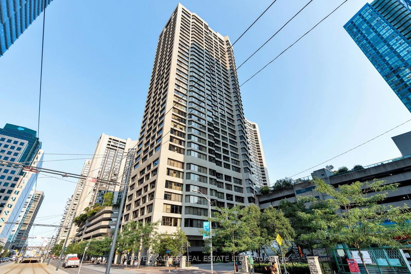  2215 - 55 Harbour Sq  Toronto, M5J 2L1 | Image 1