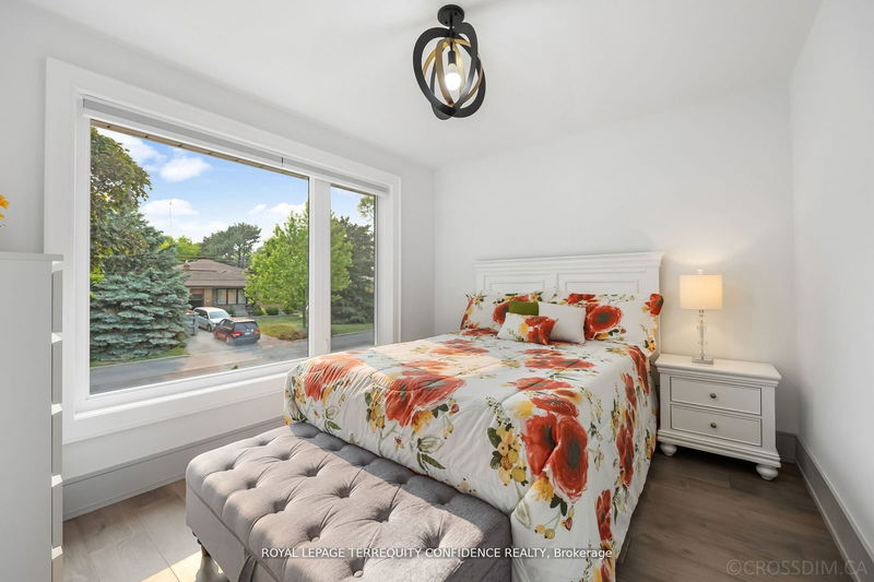 68 Dewlane Dr  Toronto, M2R 2P8 | Image 26