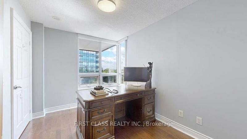  527 - 25 Greenview Ave  Toronto, M2M 0A5 | Image 23