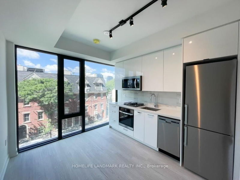 home for lease on 219-195 McCaul Street