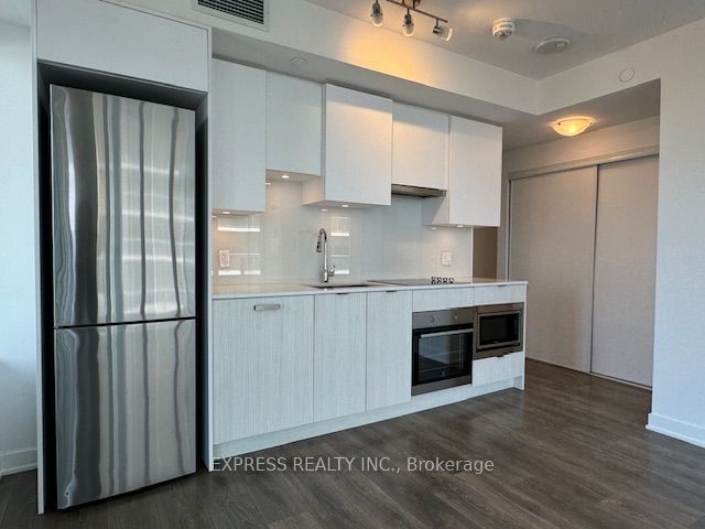  3003 - 195 Redpath Ave  Toronto, M4P 0E4 | Image 3