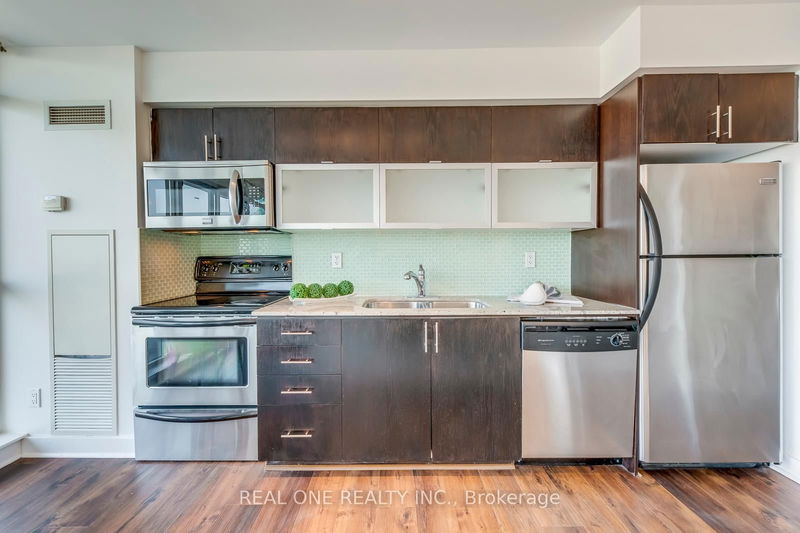  904 - 80 Western Battery Rd  Toronto, M6K 3S1 | Image 24