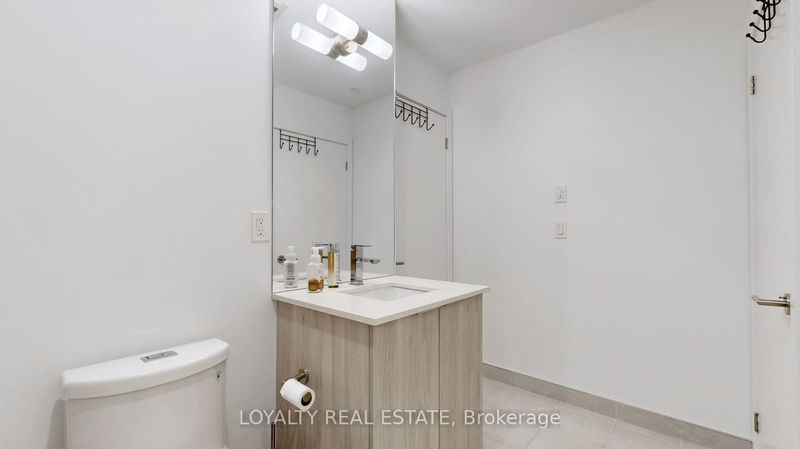  2208 - 47 Mutual St  Toronto, M5B 0C6 | Image 32