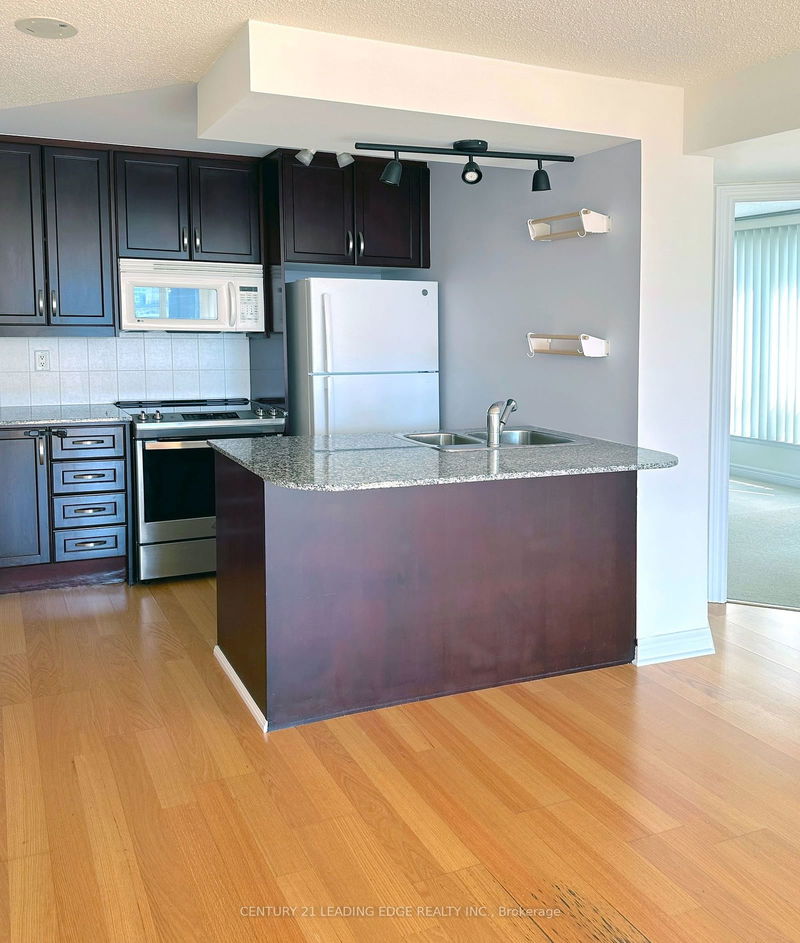 home for lease on 907-100 Hayden Street