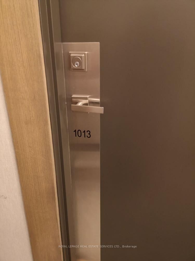 Room1