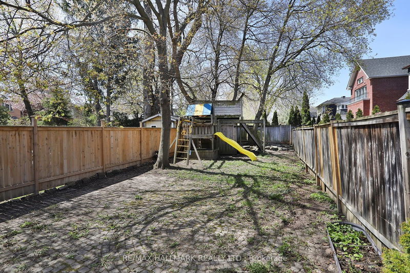 316 Jedburgh Rd  Toronto, M5M 3K8 | Image 25