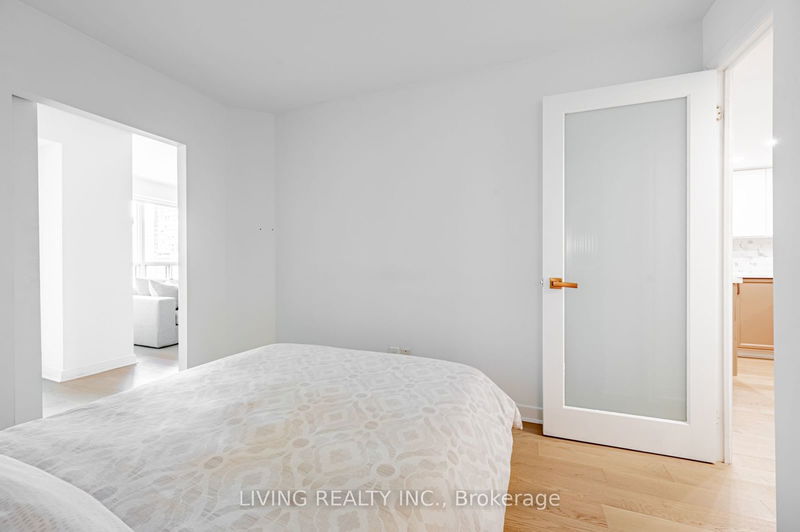  2315 - 8 Park Rd  Toronto, M4W 3S5 | Image 19