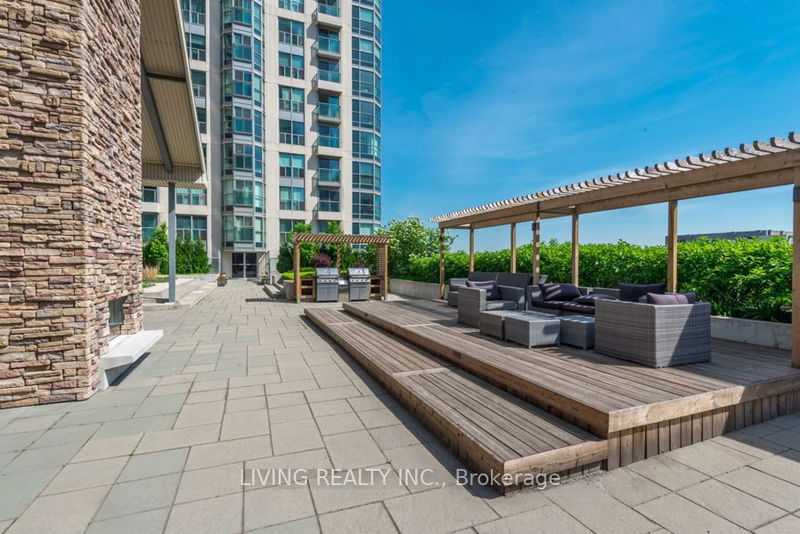  2315 - 8 Park Rd  Toronto, M4W 3S5 | Image 31