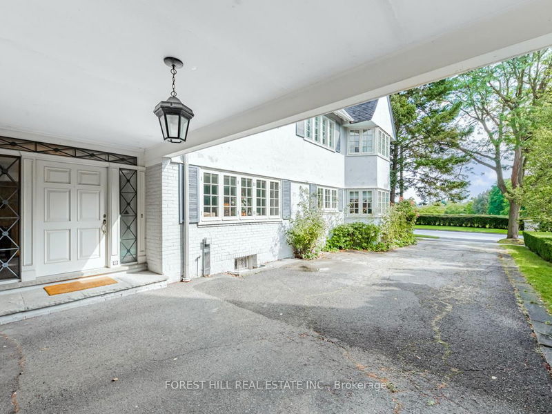 108 Forest Hill Rd  Toronto, M4V 2L7 | Image 2